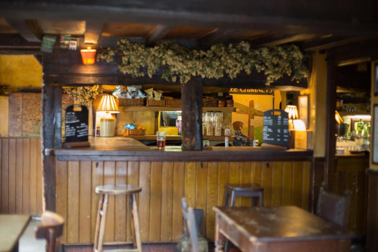 The Three Chimneys Country Pub Hotel Biddenden ภายนอก รูปภาพ