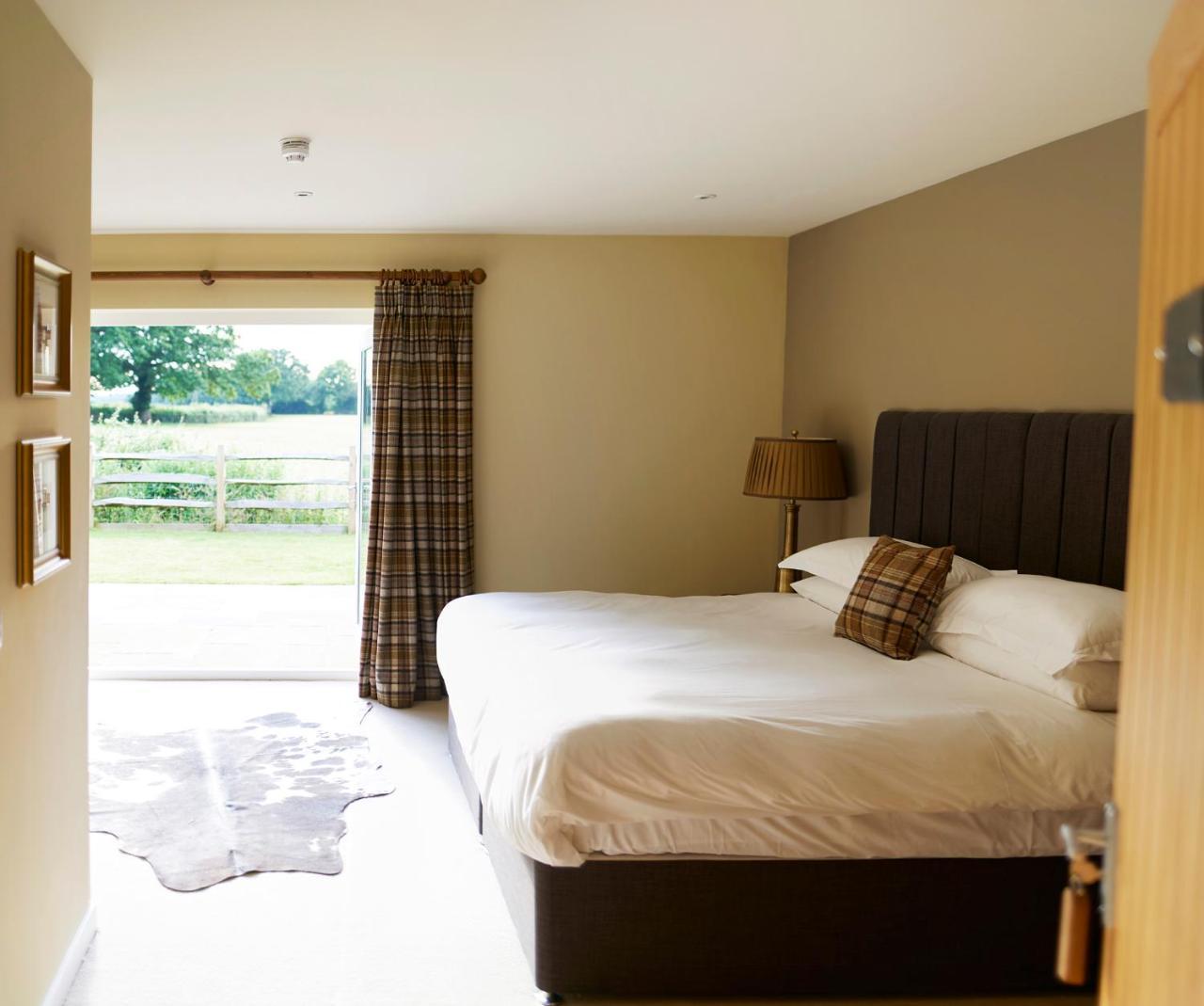 The Three Chimneys Country Pub Hotel Biddenden ภายนอก รูปภาพ